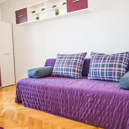 With A Parking Space - 8925 *