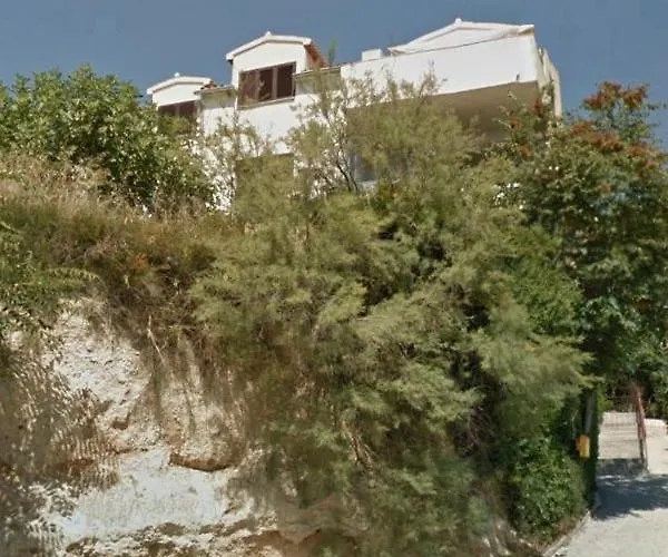 Διαμέρισμα With A Parking Space - 8925 *