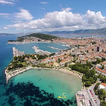 Apartamento With A Parking Space - 8925 Split